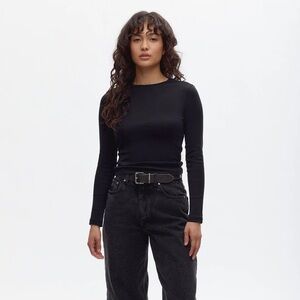 Kotn Longsleeve - Black